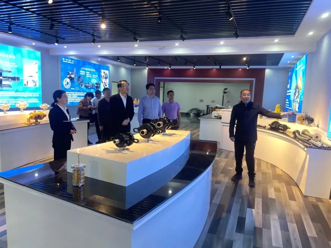 ��ٲ���(�й���)���޹�˾����